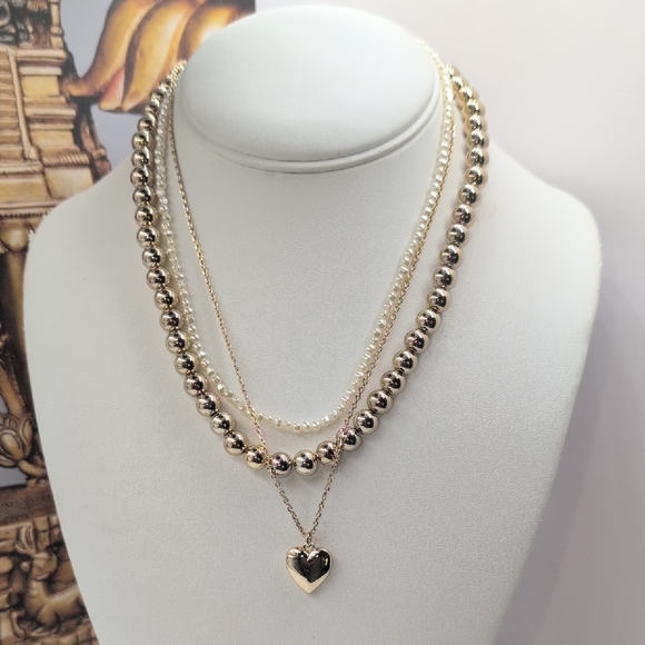 J. Crew Layered Gold And Pearl Beaded Heart Pendant Necklace - Picture 1 of 7